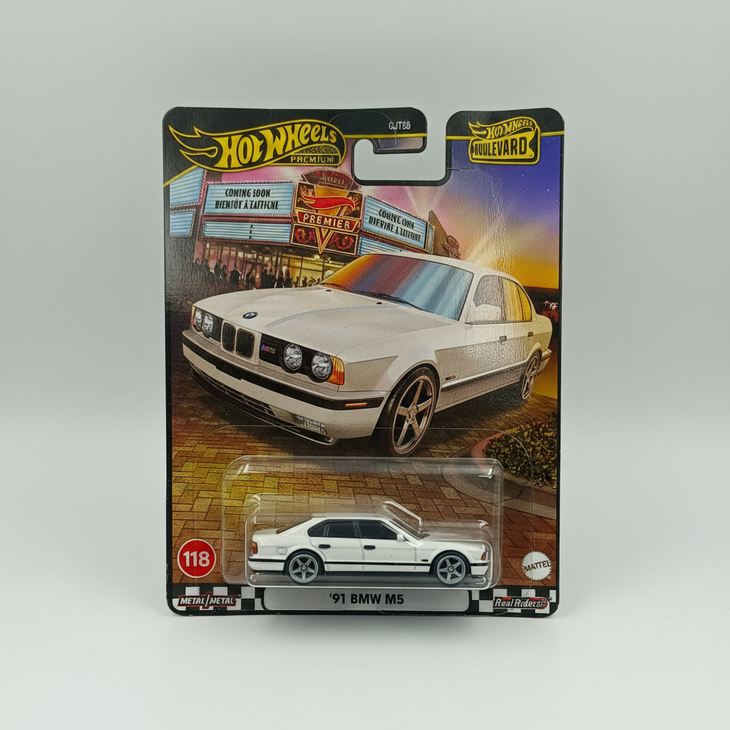 Hot Wheels Premium Boulevard - '91 BMW M5 (White) - 1:64 Scale Die-Cast #118
