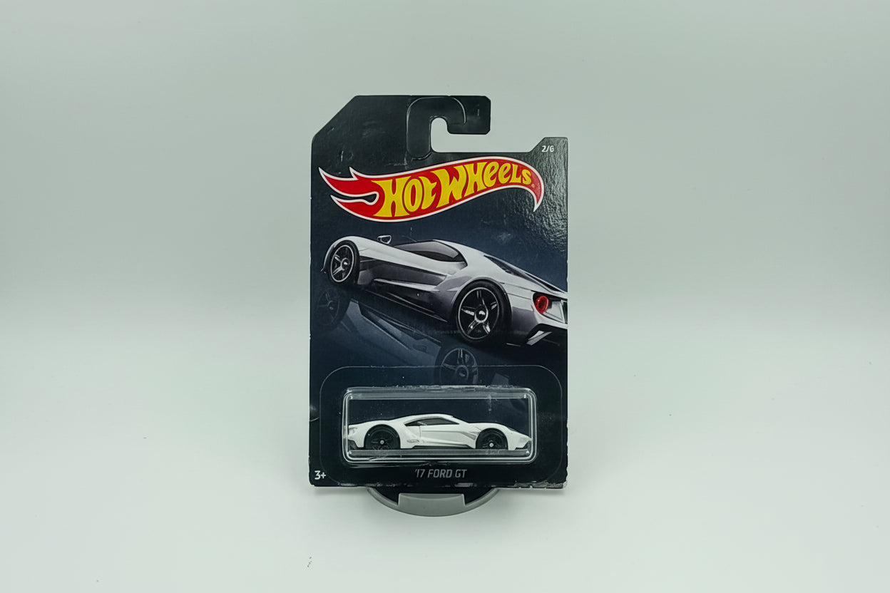 Hot Wheels 2017 Ford GT - White (Black Card Series)
