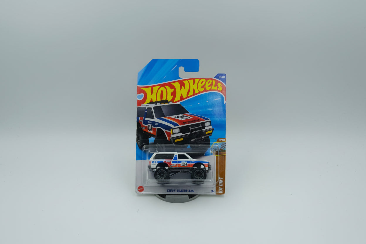 Hot Wheels Chevy Blazer 4x4 - HW Dirt 2025
