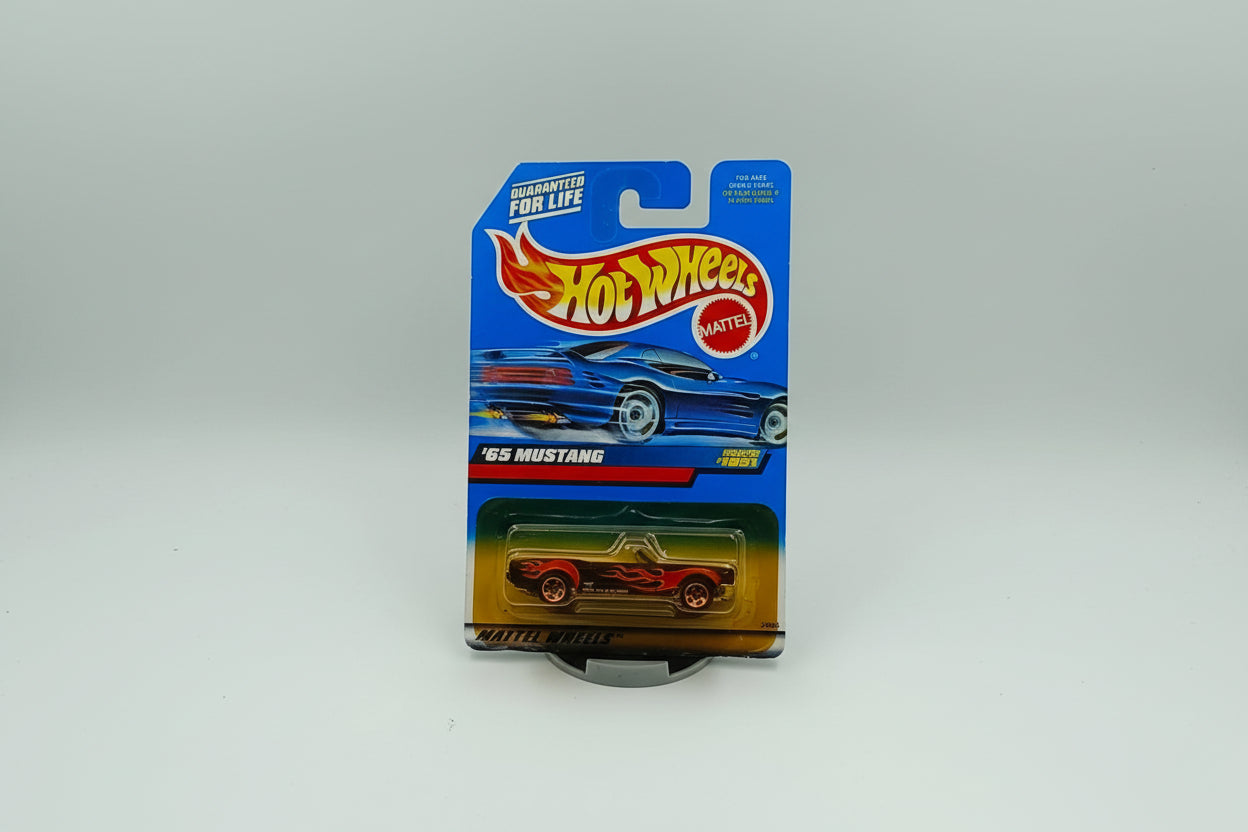 Hot Wheels '65 Mustang Convertible - Collector #1051 (1999 Blue Card)