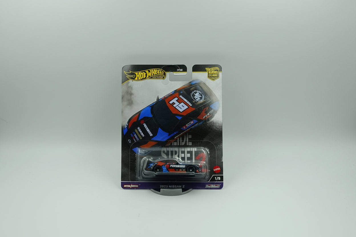 Hot Wheels Premium Car Culture: Slide Street 2 – 2023 Nissan Z (1/5)