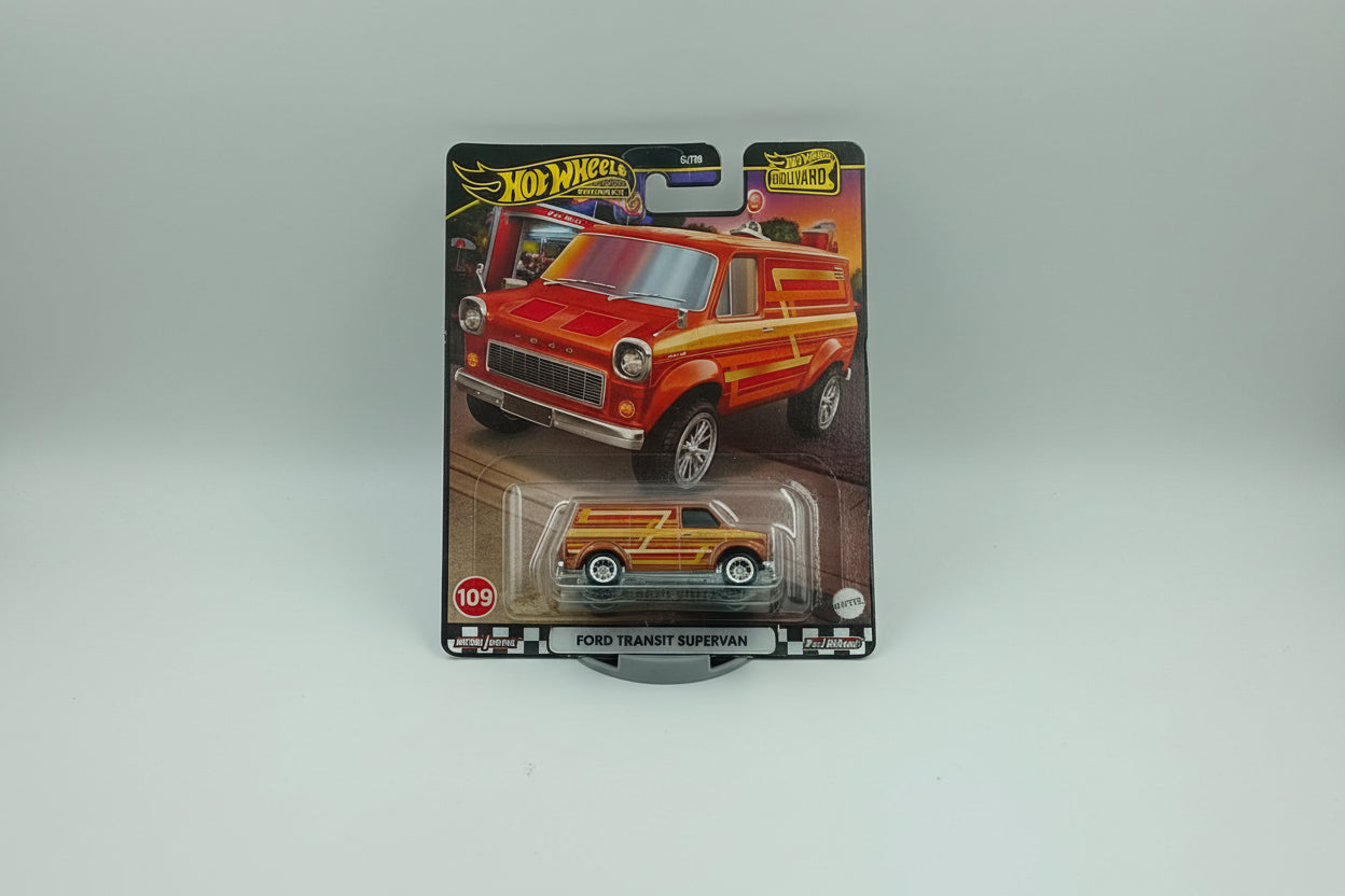 Hot Wheels Premium Boulevard #109 – Ford Transit Supervan (Orange/Retro Livery)