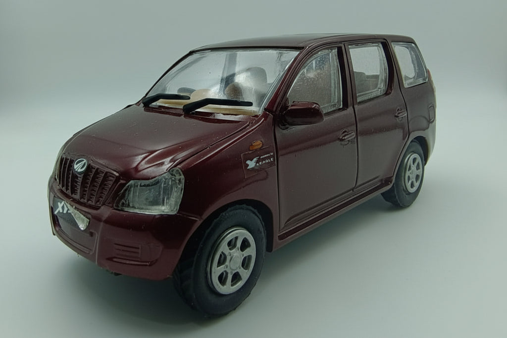 Mahindra Xylo Official Scale Model - 1:32 Scale (Maroon/Brown) 2nd Genaration