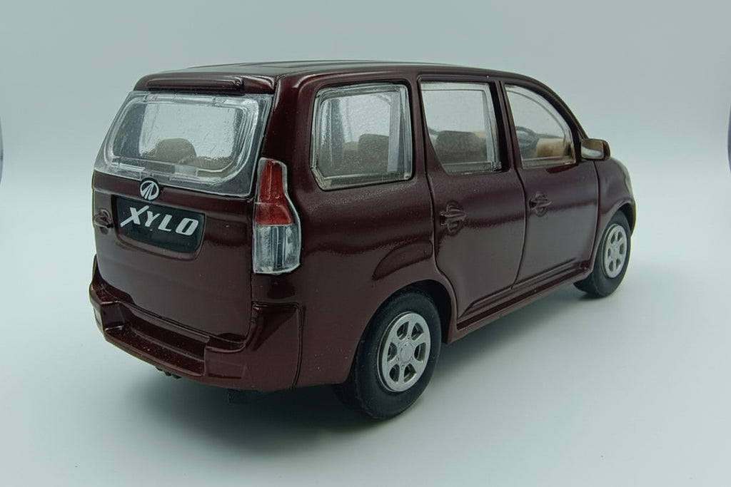 Mahindra Xylo Official Scale Model - 1:32 Scale (Maroon/Brown) 2nd Genaration