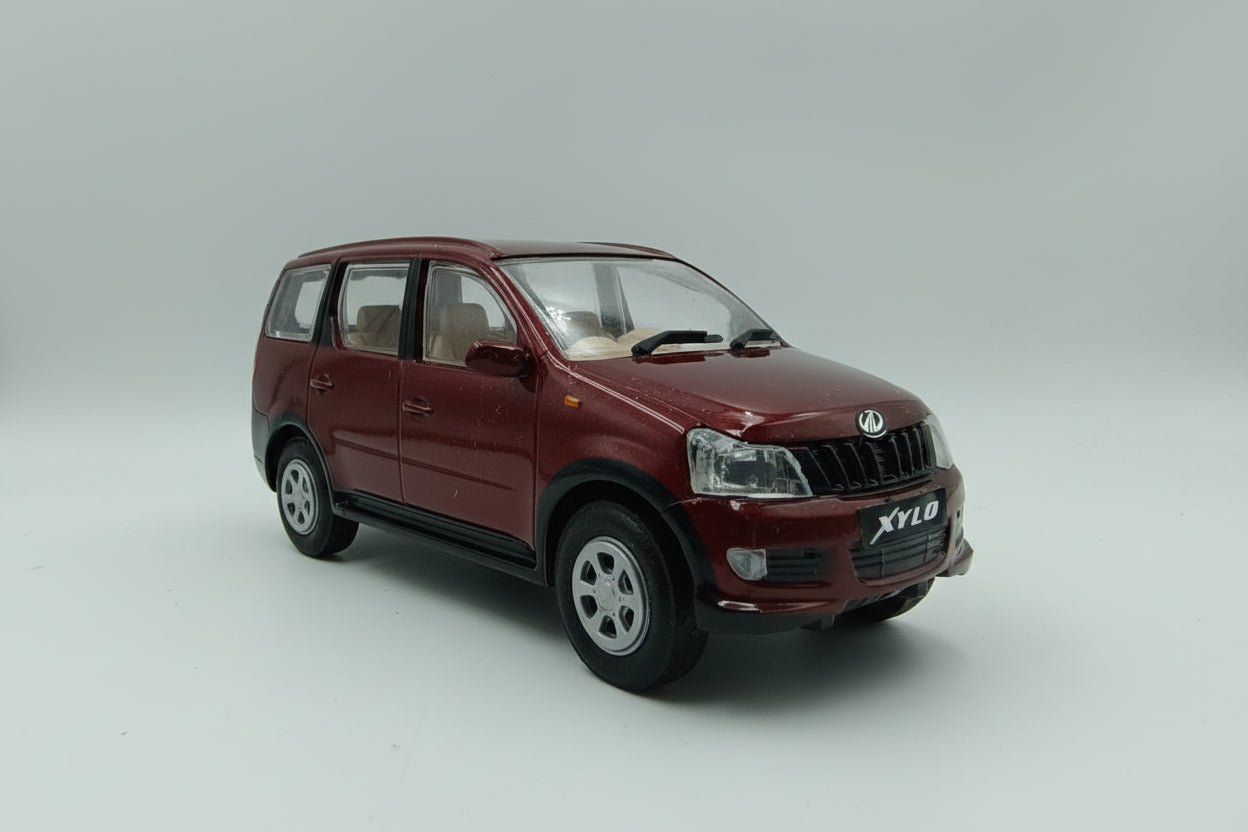 Mahindra Xylo Diecast Scale Model Car (1:32 Scale) - Official Licensed Merchandise 1st Genaration