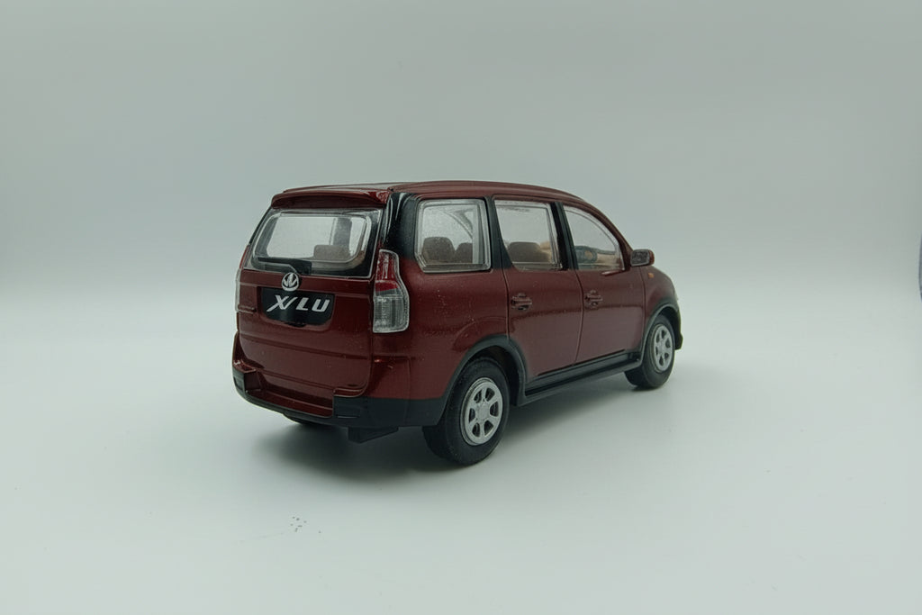 Mahindra Xylo Diecast Scale Model Car (1:32 Scale) - Official Licensed Merchandise 1st Genaration