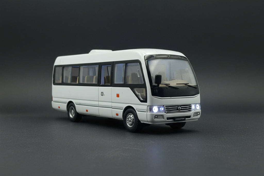 1:24 Scale Toyota Coaster Diecast Minibus Model - High-Detail Collectible (White)