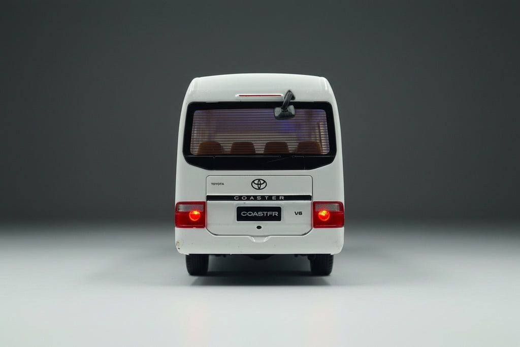 1:24 Scale Toyota Coaster Diecast Minibus Model - High-Detail Collectible (White)