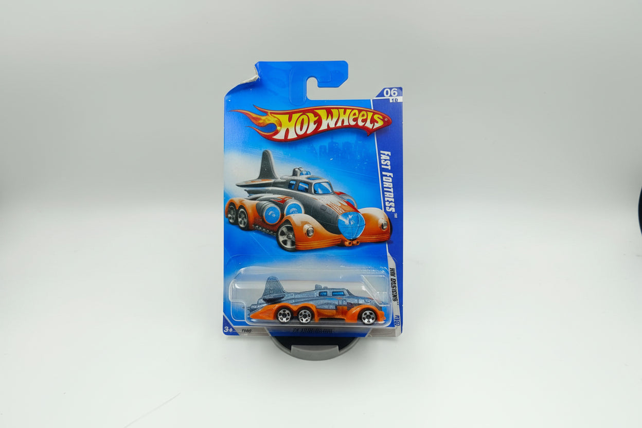 Hot Wheels 2009 HW Designs Series - Fast Fortress (06/10) - 1:64 Scale Die-Cast Car