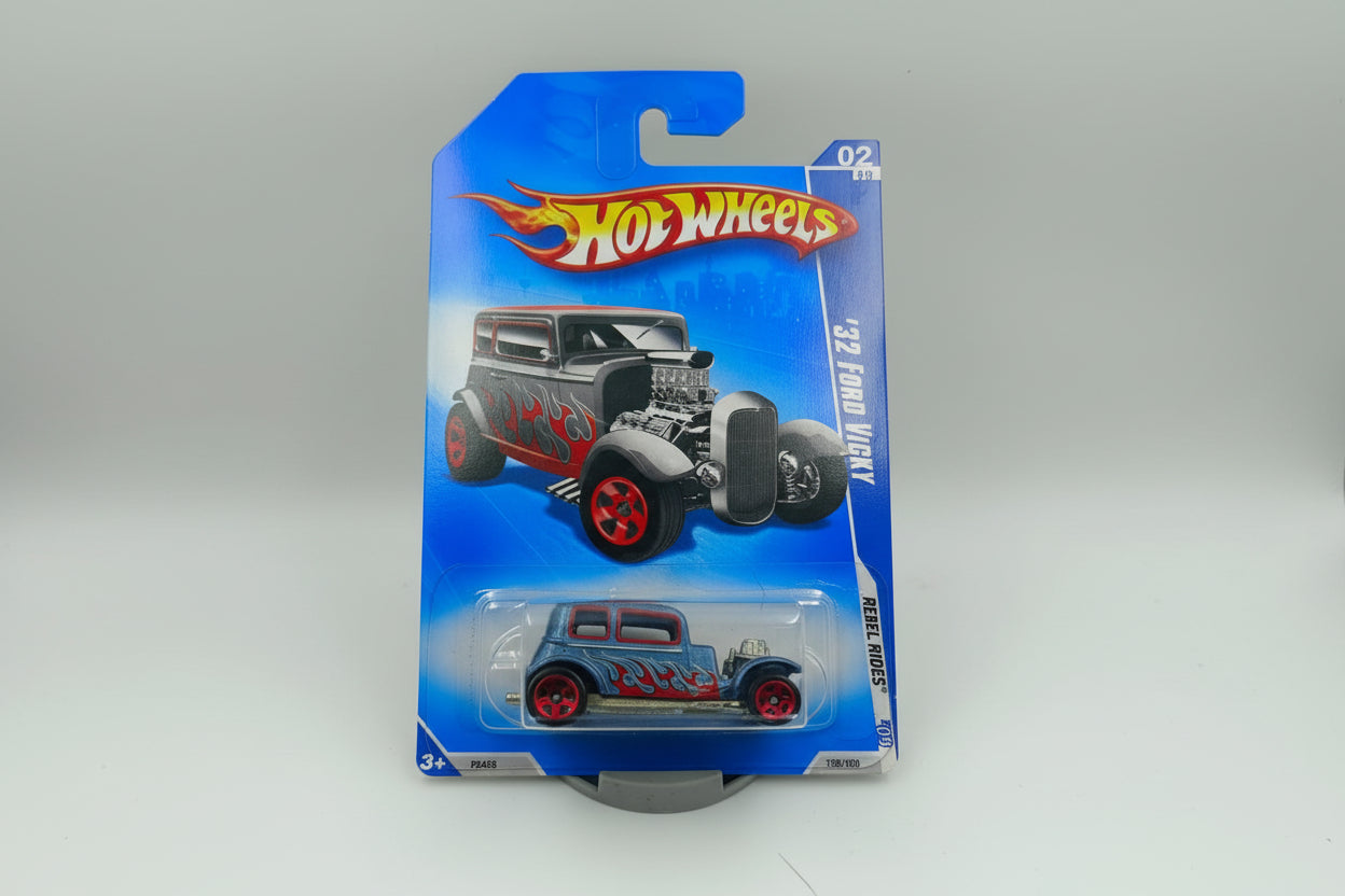 Hot Wheels 2009 Rebel Rides '32 Ford Vicky (138/190) Blue-Gray with Red Flames