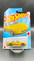 Hot Wheels '91 Mazda MX-5 Miata - Yellow (HW J-Imports 6/10)