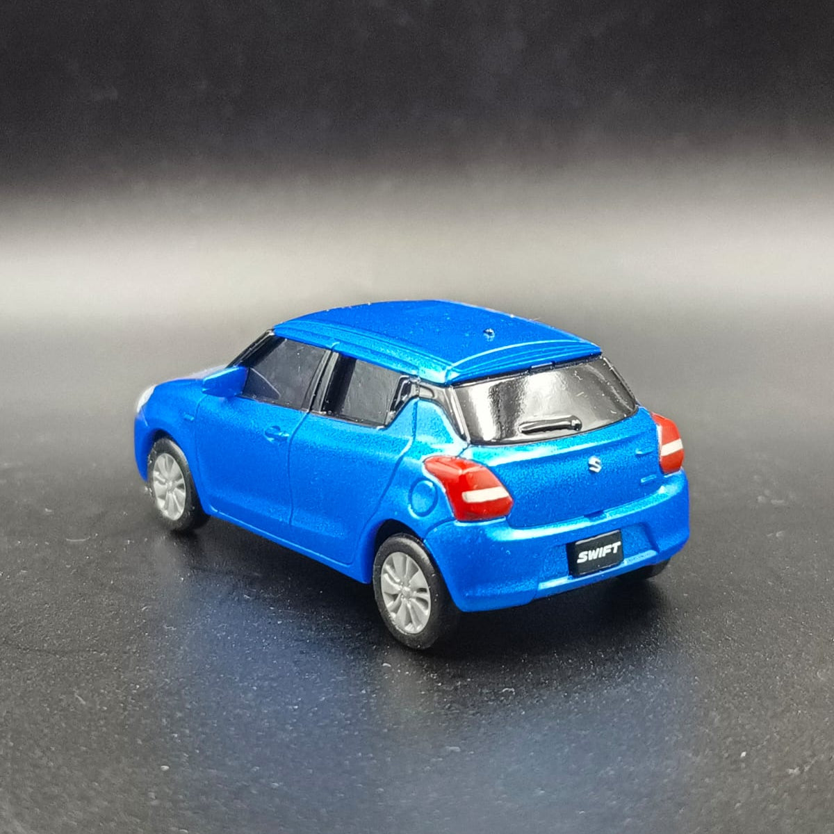 Suzuki Swift Miniature Scale Model Car - Blue (Pull-Back Action)