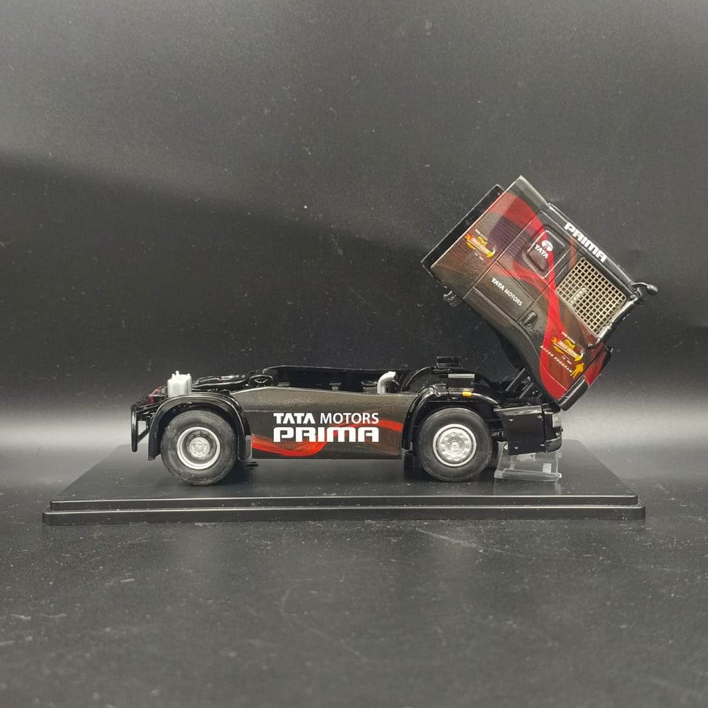 Tata Motors Prima 1:43 Scale Dealer Edition Diecast Model Truck