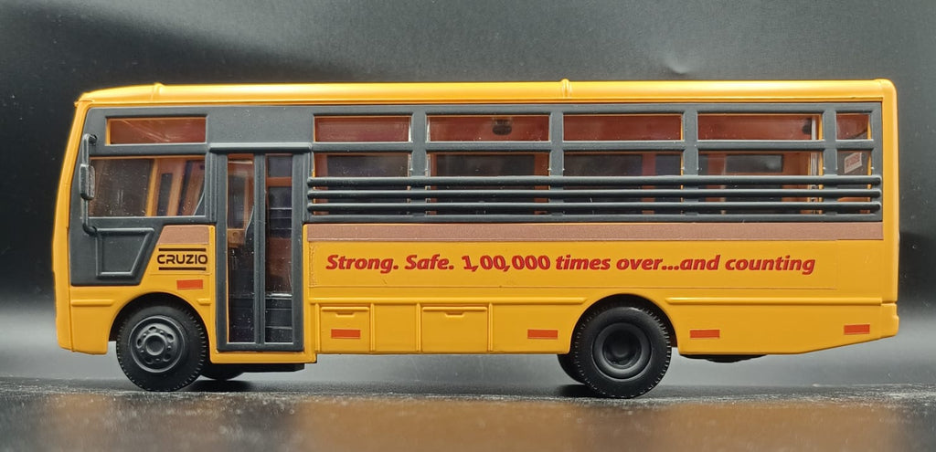 Mahindra Cruzio School Bus Scale Model (1:32 Scale)