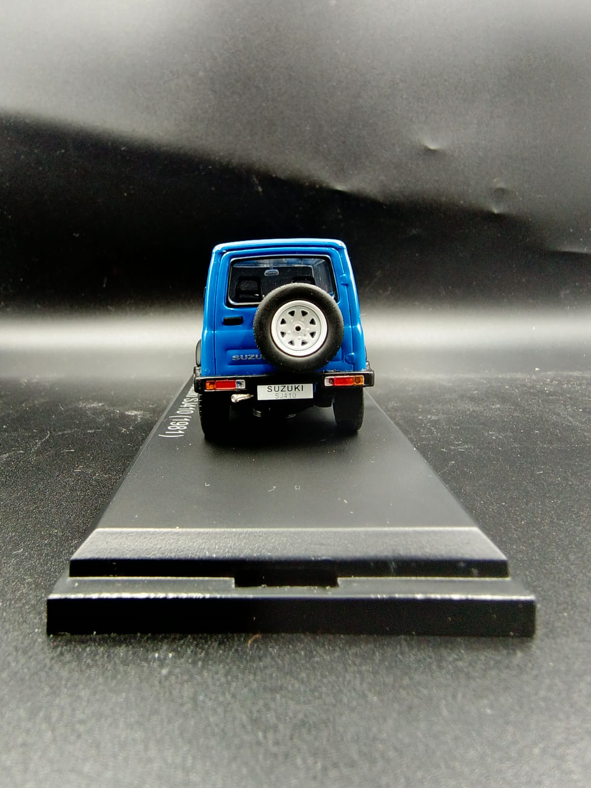 Suzuki Jimny SJ410 (1982) Blue - 1:43 Diecast Scale Model