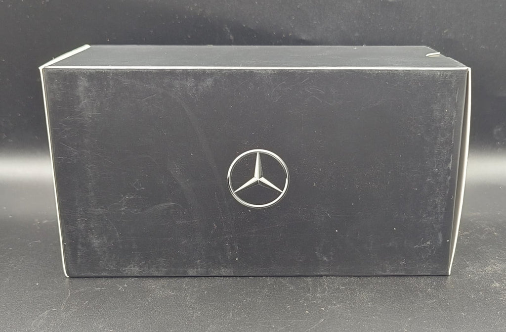 Mercedes-Benz B-Class (W247) 1:43 Diecast Model Car - Mountain Grey
