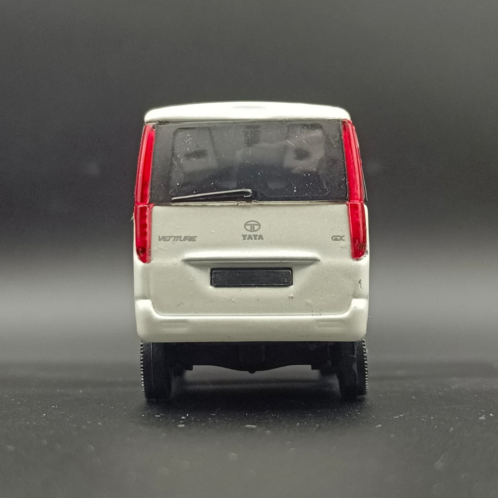 ata Venture 1:43 Scale Diecast Model Car - White (Norev)
