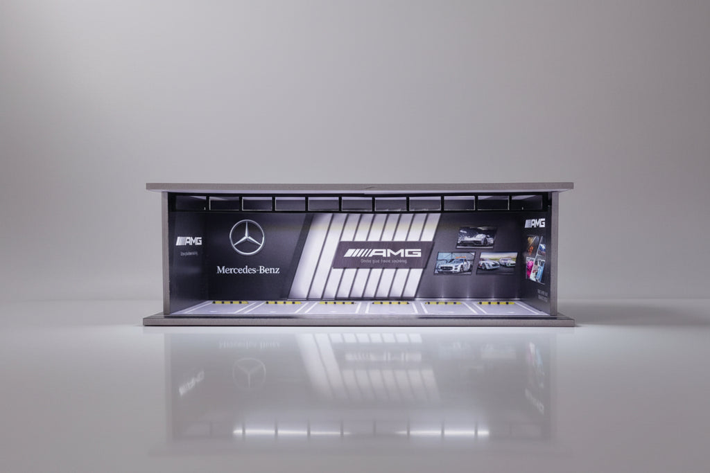 MoreArt 1/64 Mercedes-Benz AMG Parking Garage Diorama with LED Lights