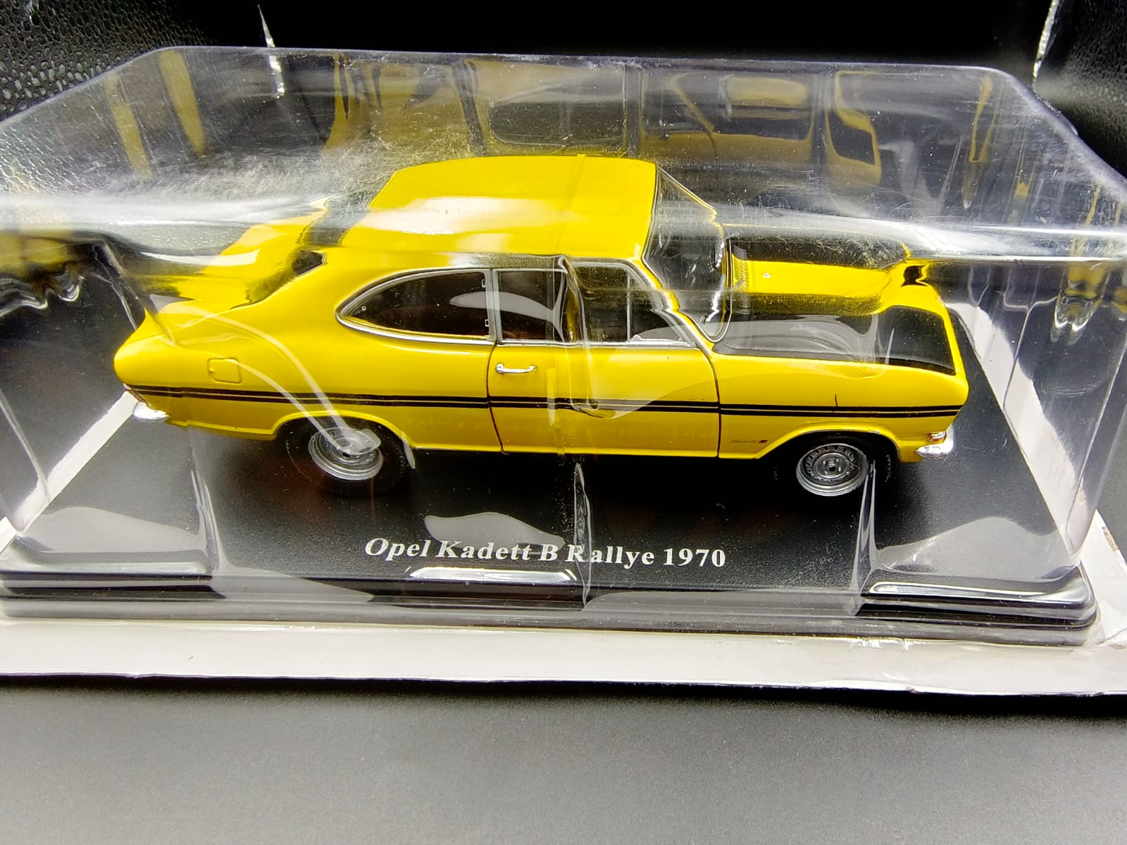 Opel Kadett B Rallye 1970 - 1:24 Scale Diecast Model (Yellow/Black)