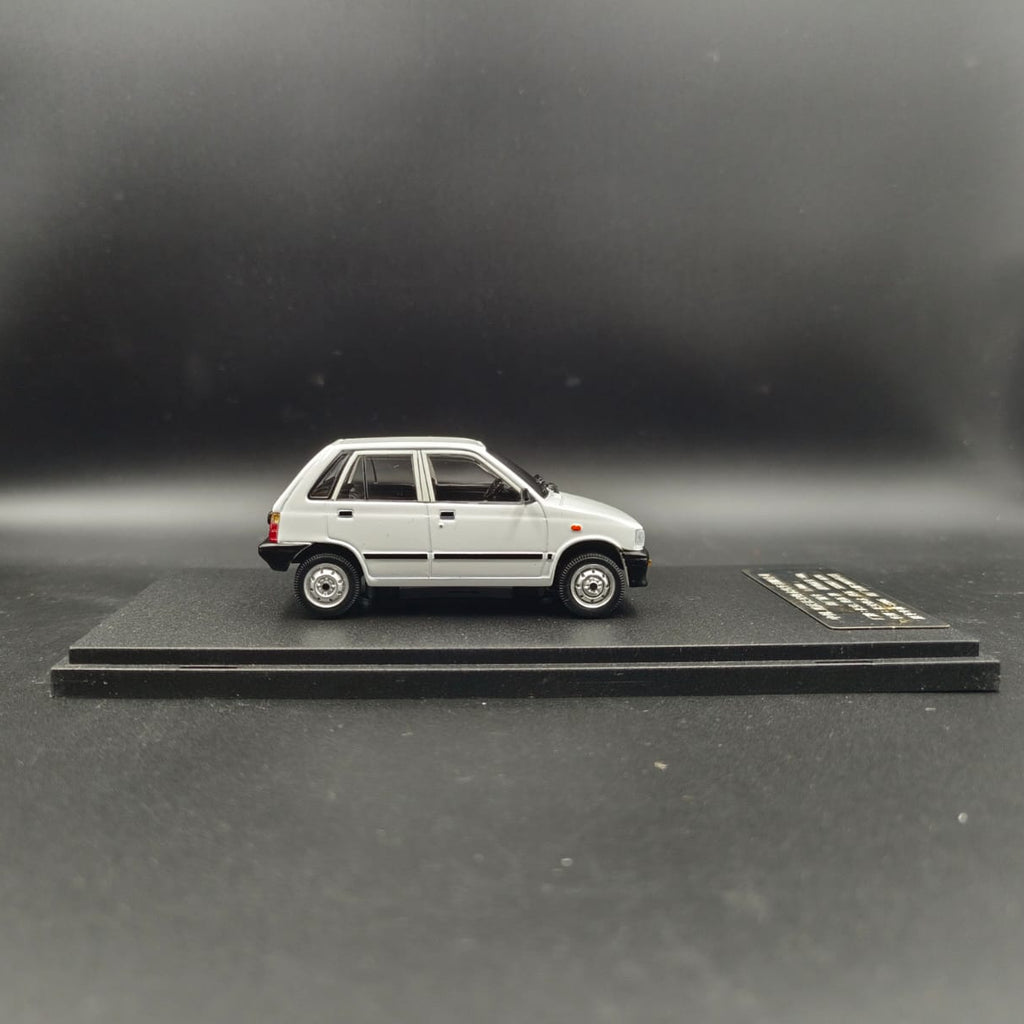 Sunyork MC 1:43 Suzuki Alto (Maruti 800) 1995 Classic Diecast Scale Model – White