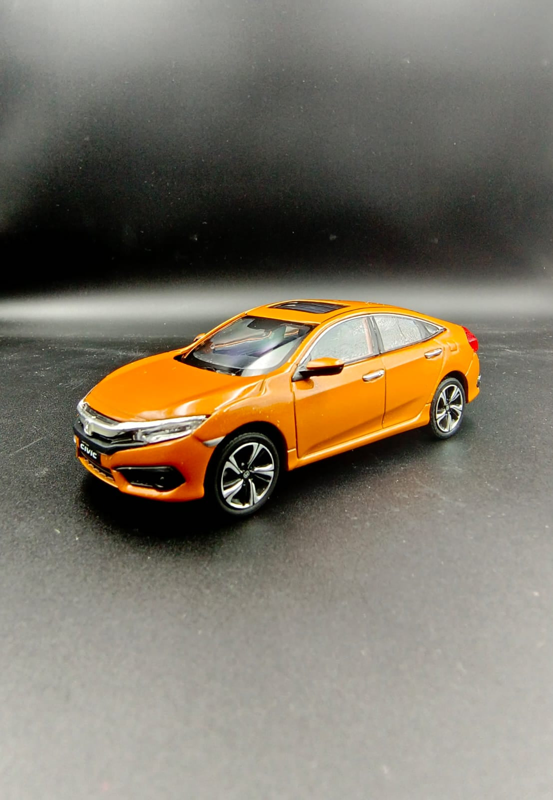 Honda Civic 10th Generation (2019) Diecast Scale Model Car – Orange (1:43 Scale)