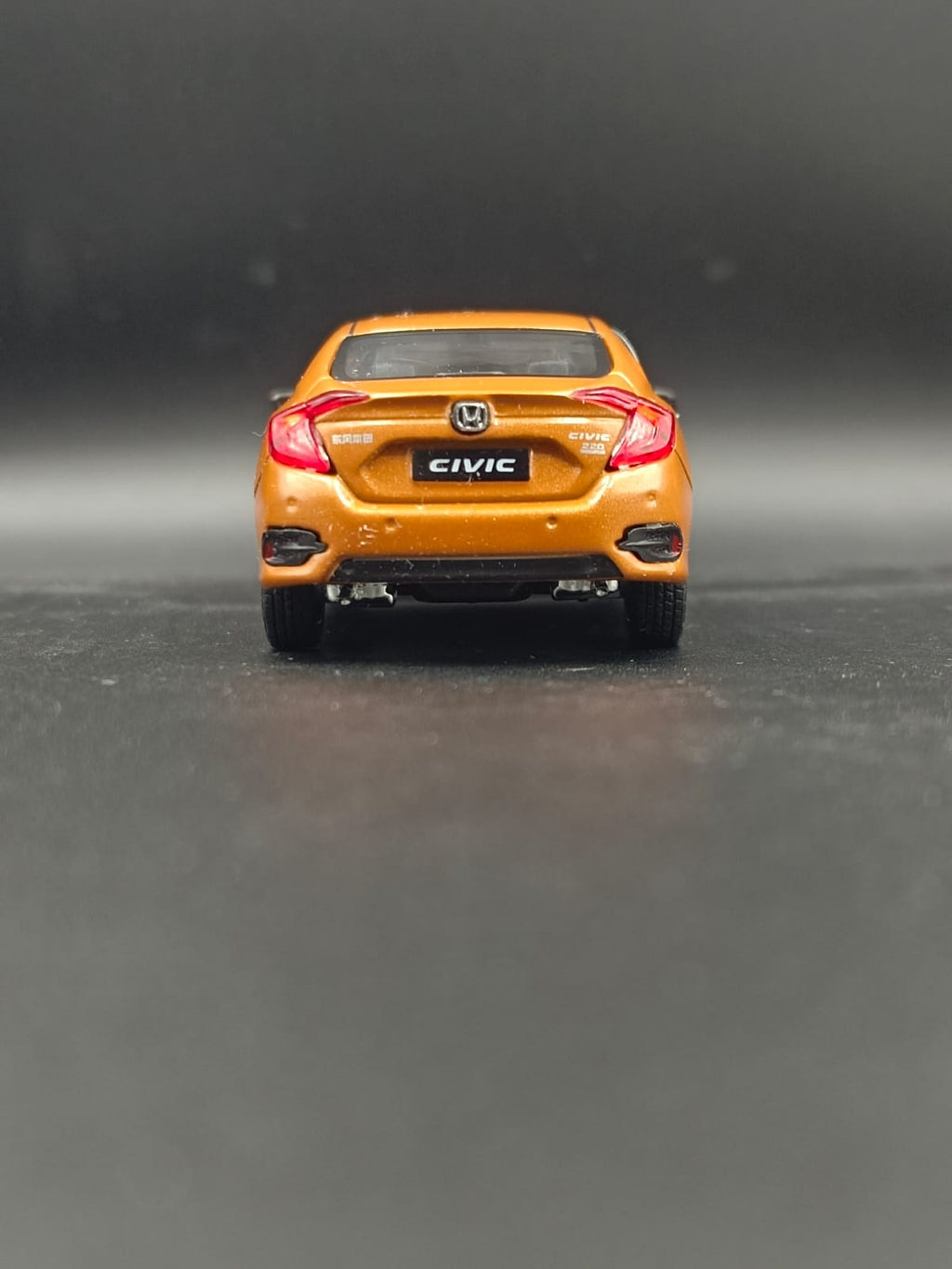 Honda Civic 10th Generation (2019) Diecast Scale Model Car – Orange (1:43 Scale)