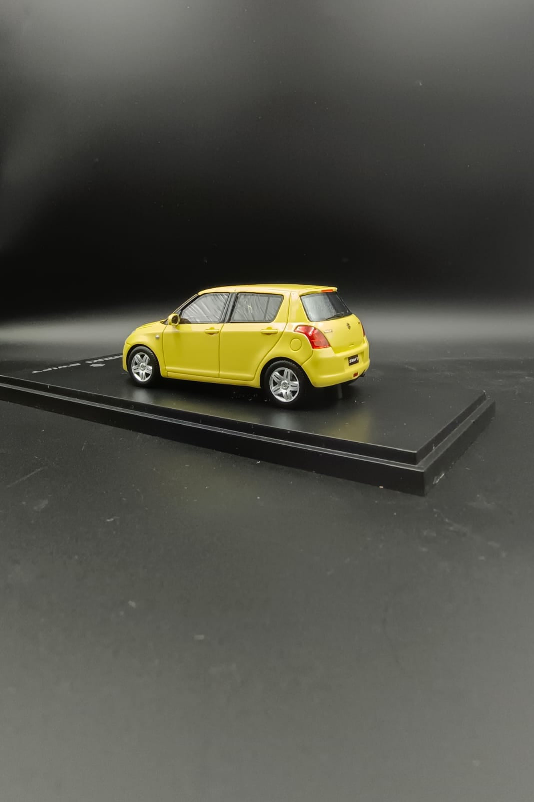 Sunyork 1:43 Suzuki Swift Sport (2006) - Champion Yellow