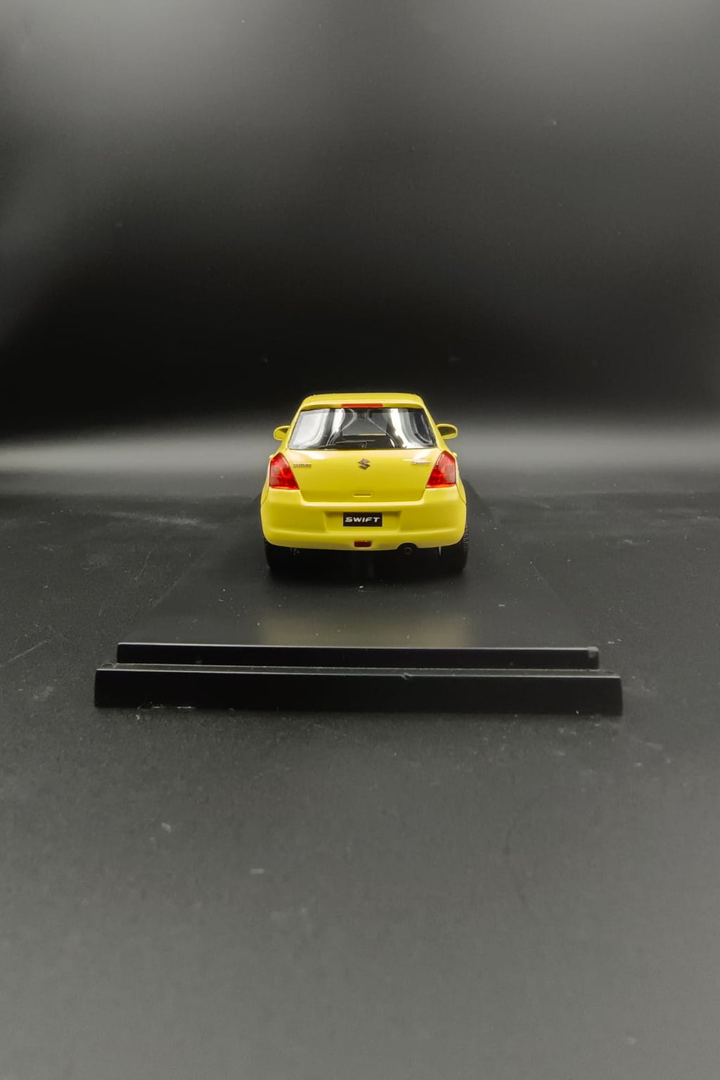 Sunyork 1:43 Suzuki Swift Sport (2006) - Champion Yellow