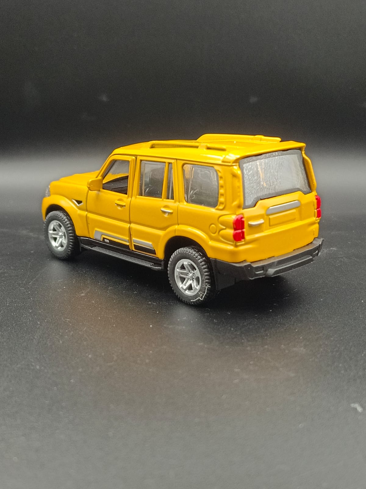 MCFIVE Mahindra Scorpio S11 Diecast Scale Model - Yellow