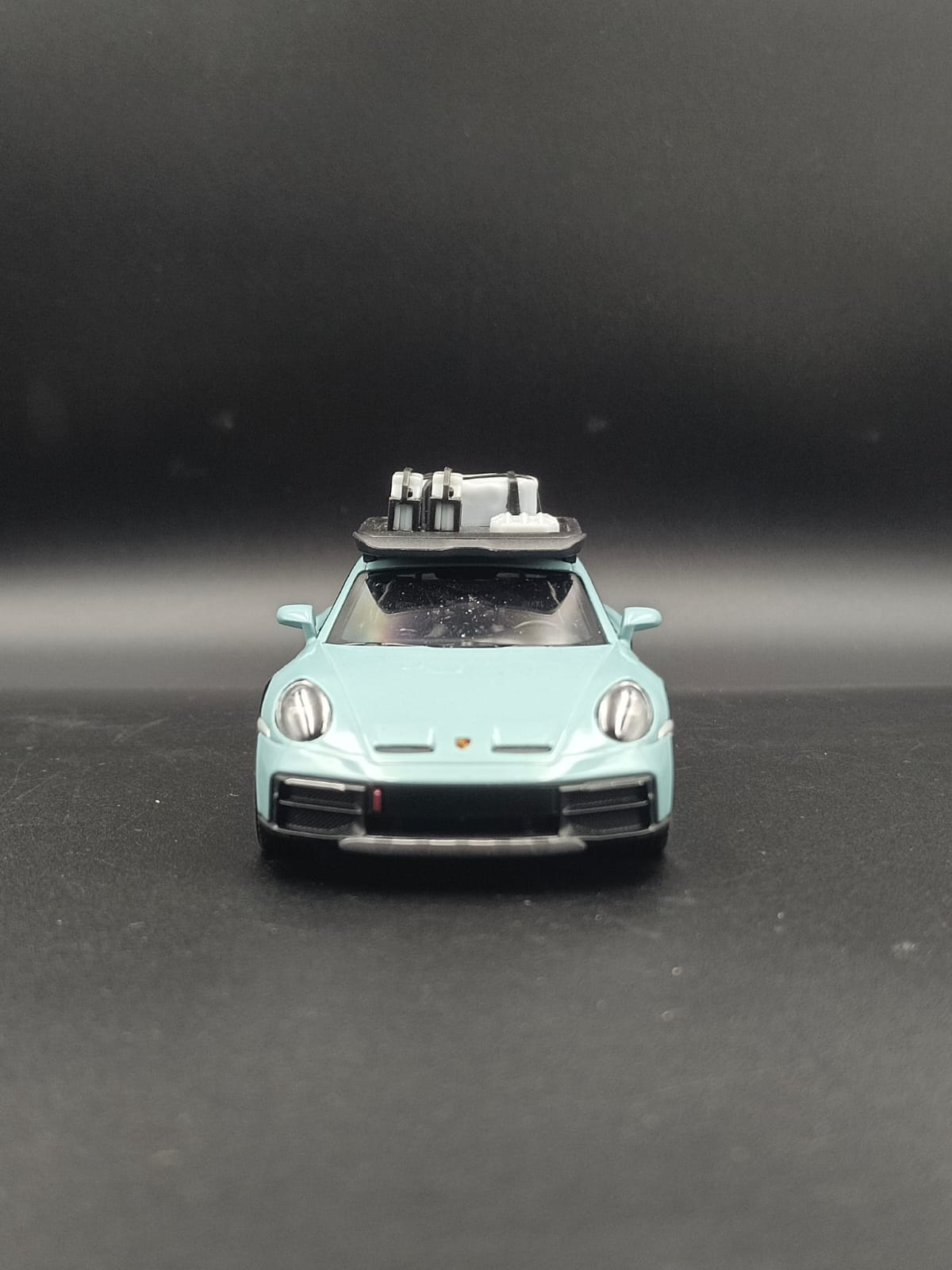 Kinsmart 1:36 Porsche 911 Dakar Rallye Diecast Model Car with Roof Rack - Green Metallic