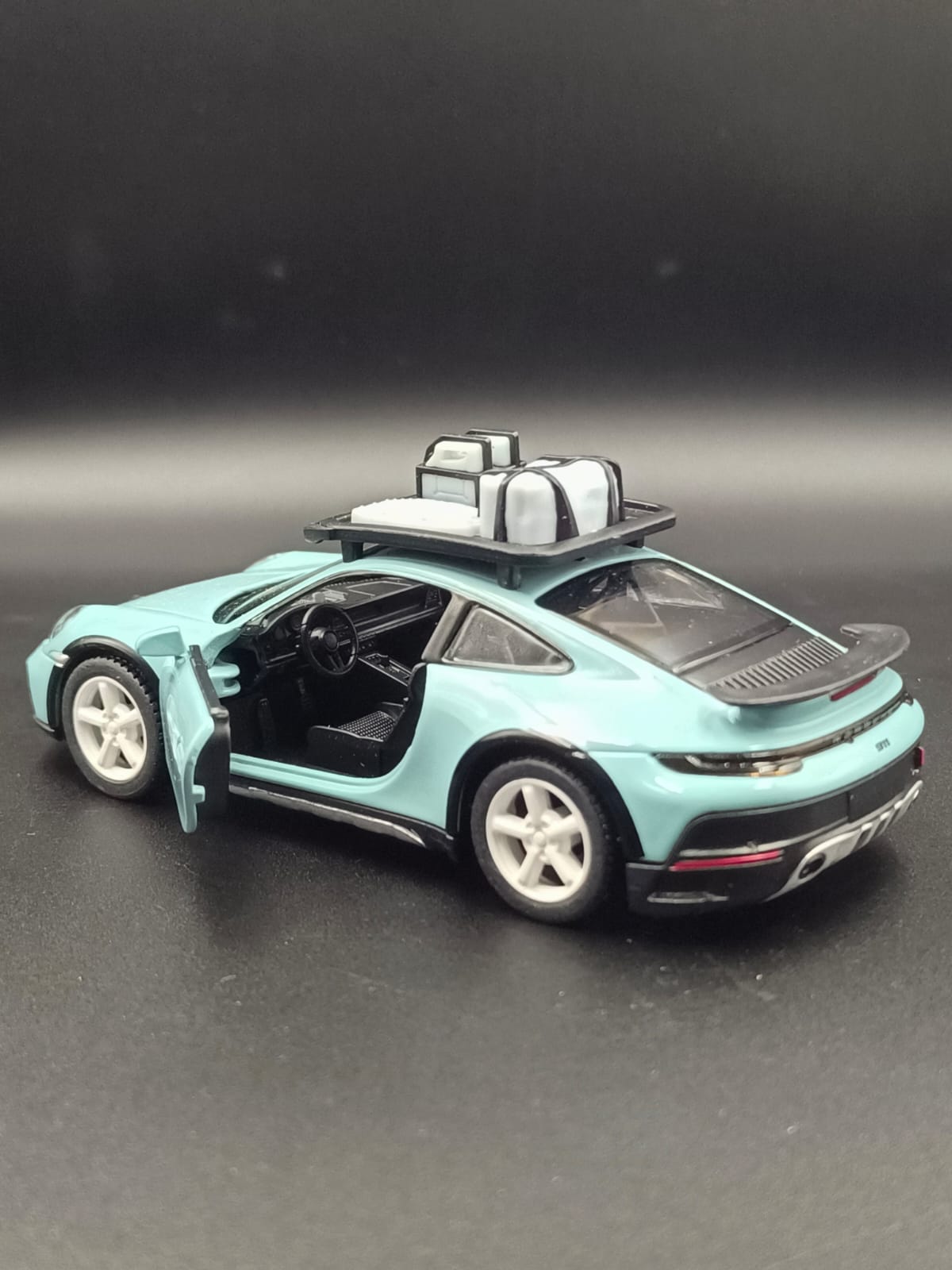 Kinsmart 1:36 Porsche 911 Dakar Rallye Diecast Model Car with Roof Rack - Green Metallic