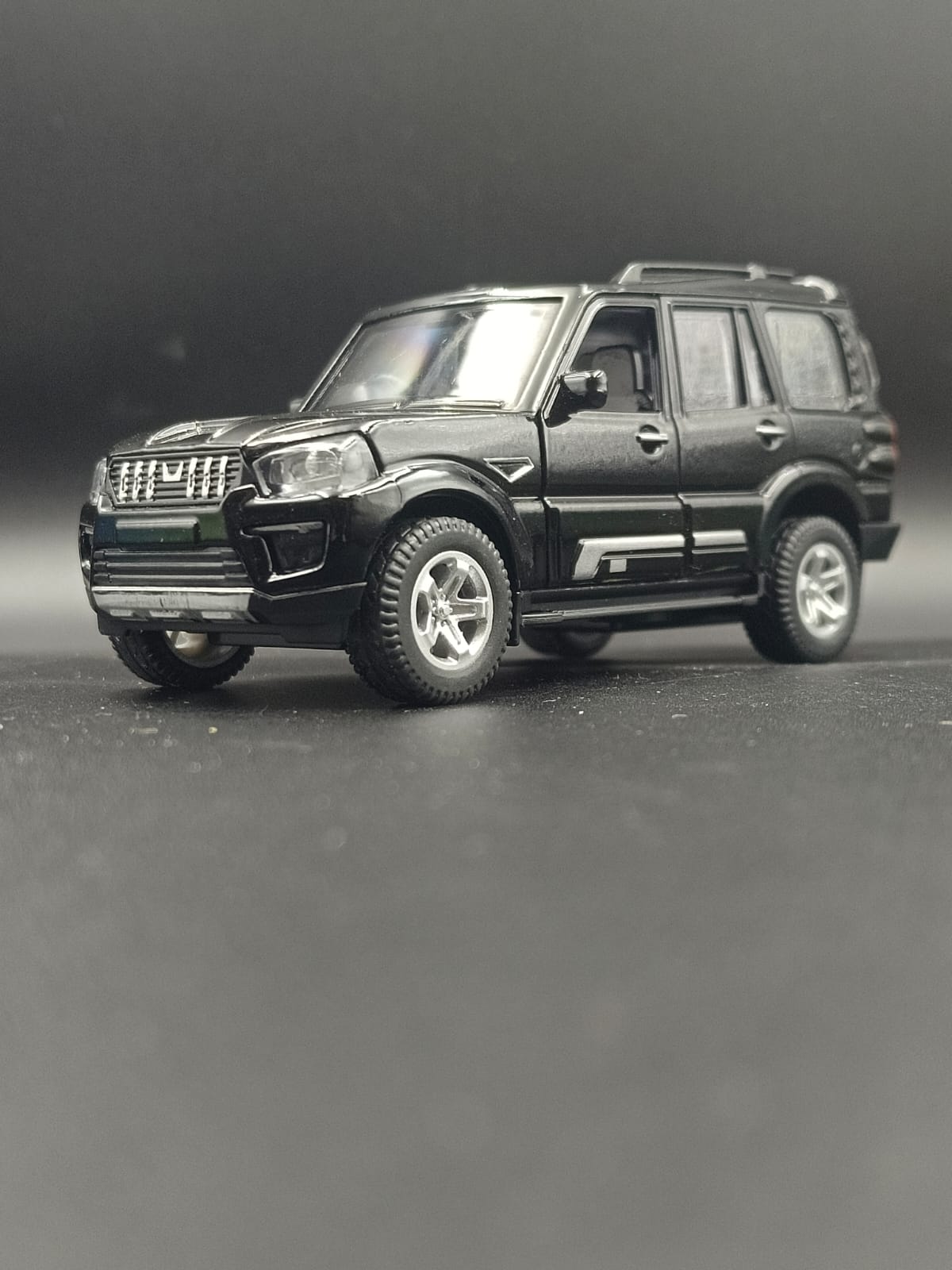 MC5 Mahindra Scorpio S11 Diecast Toy Car - Black SUV Scale Model