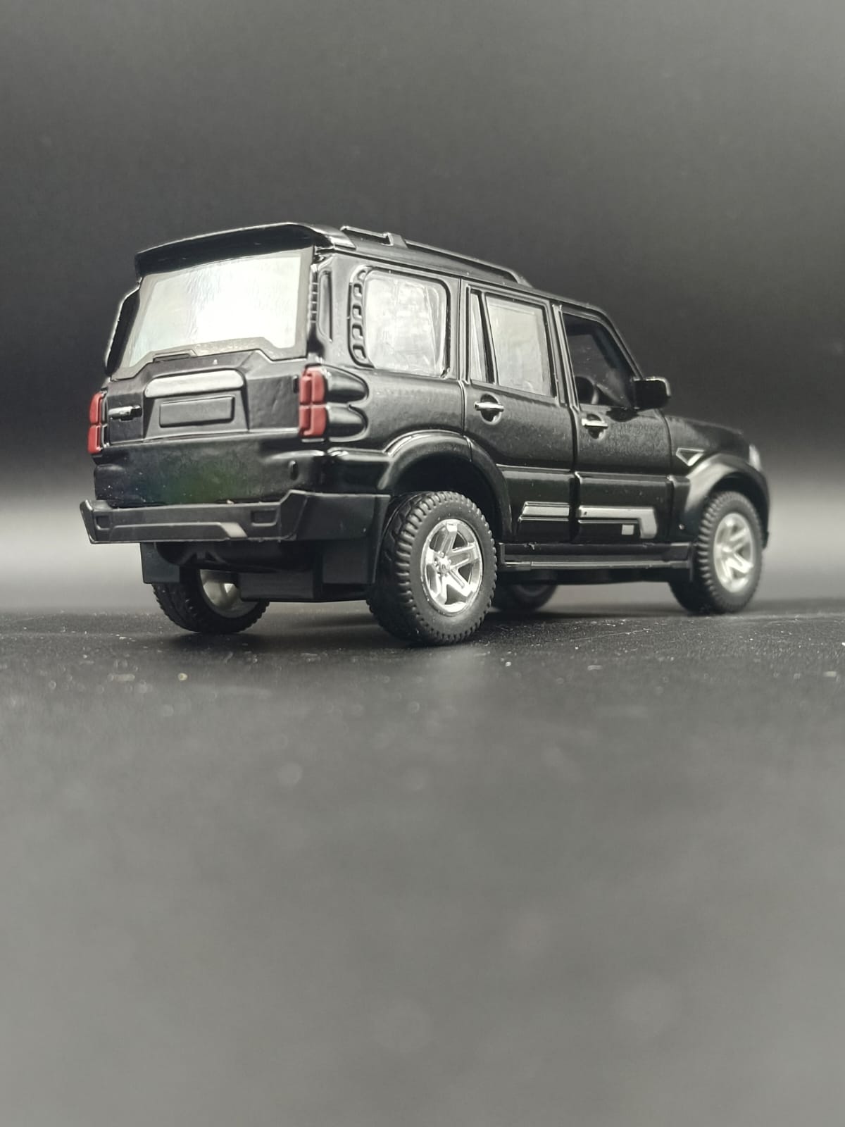MC5 Mahindra Scorpio S11 Diecast Toy Car - Black SUV Scale Model