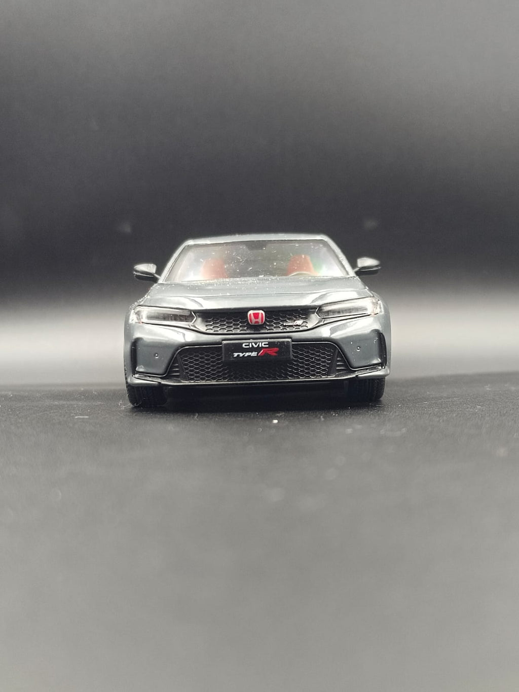 Kinsmart 2024 Honda Civic Type R Diecast Model Car - 1:36 Scale [Licensed] Grey