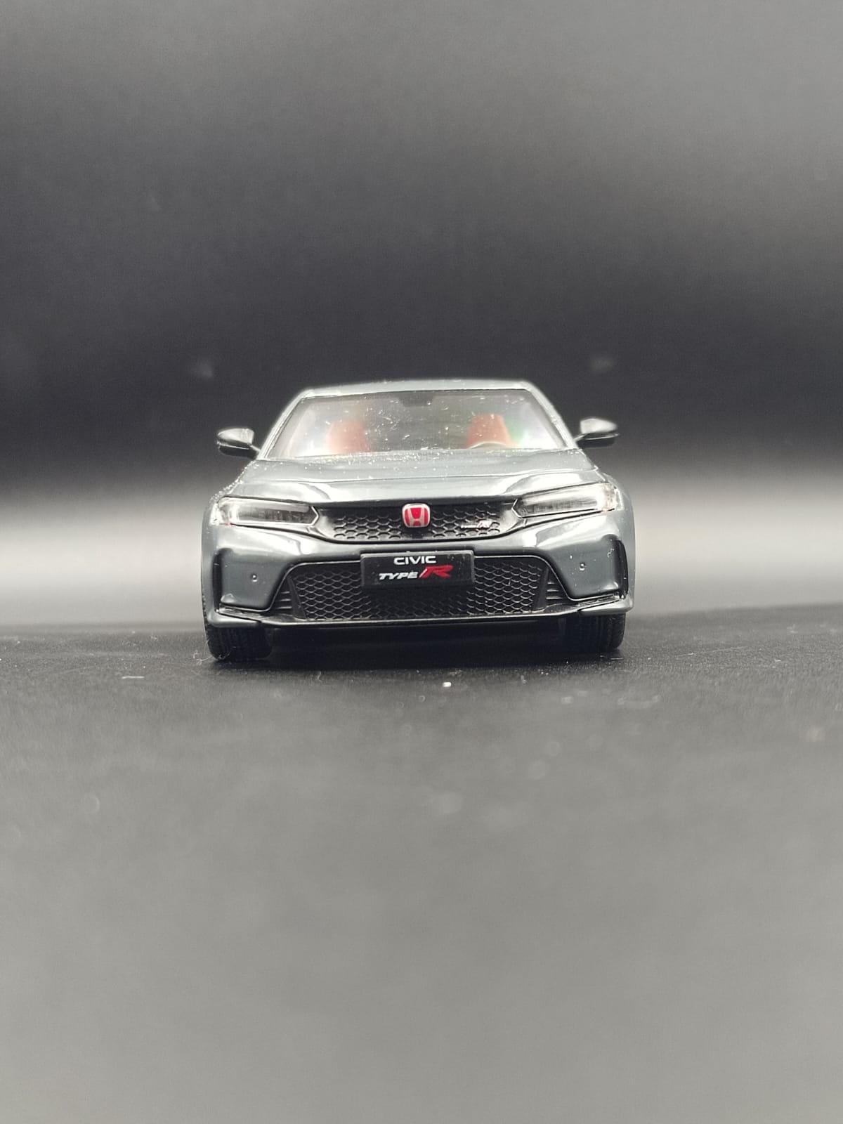 Kinsmart 2024 Honda Civic Type R Diecast Model Car - 1:36 Scale [Licensed] Grey