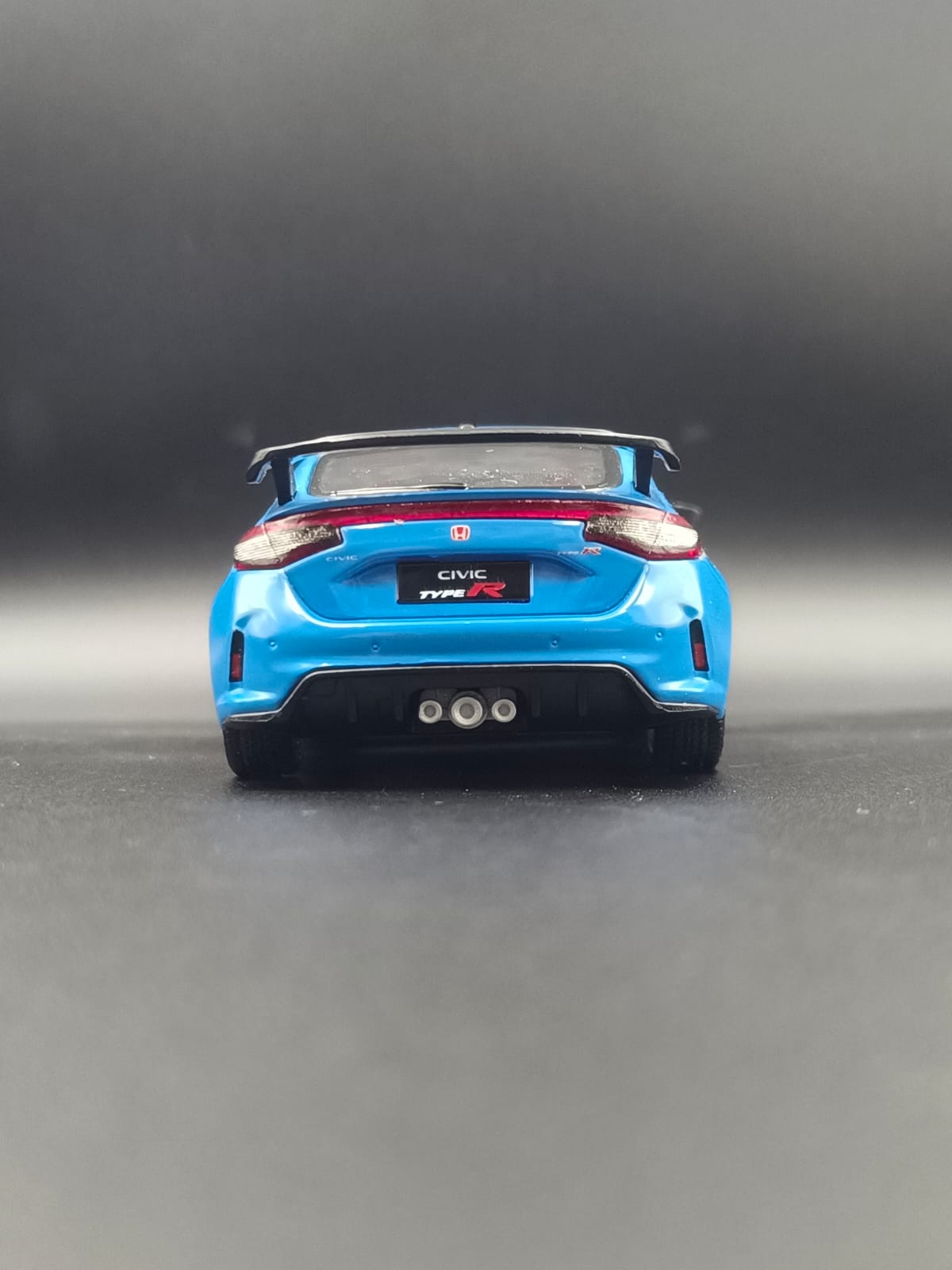 Kinsmart 2024 Honda Civic Type R Diecast Model Car (1:36 Scale Licensed) Blue