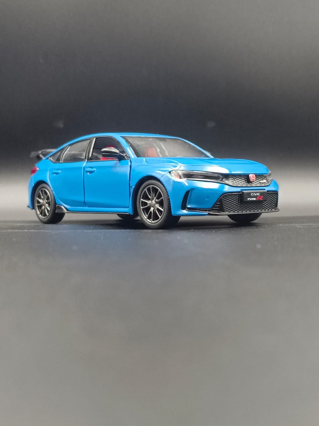 Kinsmart 2024 Honda Civic Type R Diecast Model Car (1:36 Scale Licensed) Blue