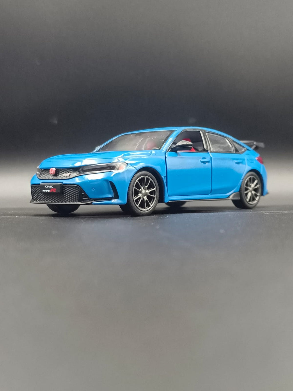 Kinsmart 2024 Honda Civic Type R Diecast Model Car (1:36 Scale Licensed) Blue