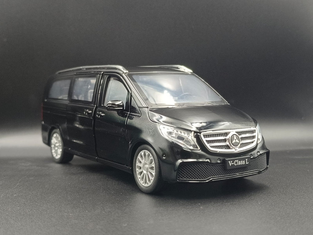 1:24 Scale Mercedes-Benz V-Class V260L Diecast Metal Model Car - Black