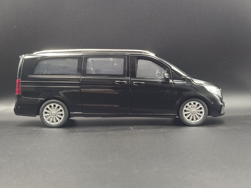 1:24 Scale Mercedes-Benz V-Class V260L Diecast Metal Model Car - Black