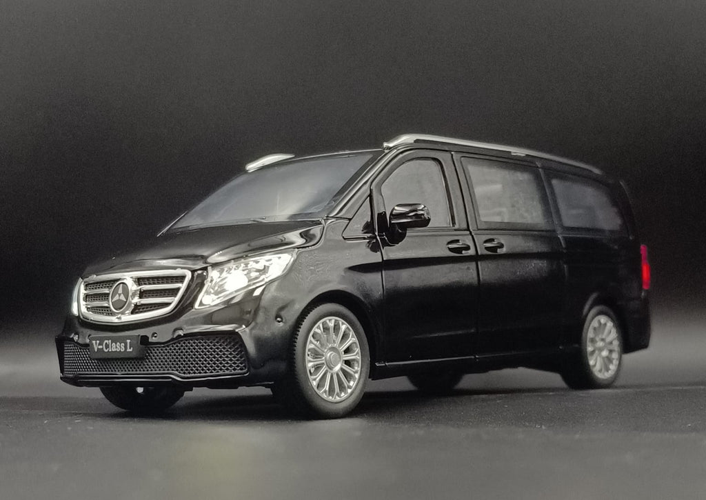 1:24 Scale Mercedes-Benz V-Class V260L Diecast Metal Model Car - Black