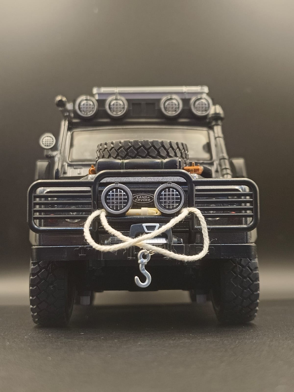 Jinlifang 1:24 Scale 6x6 Off-Road Alloy Die-Cast Model Truck - Grey