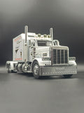 1:24 Scale Peterbilt 389 Die-cast Semi Truck Toy - White "Challenger" Edition with Lights & Sound