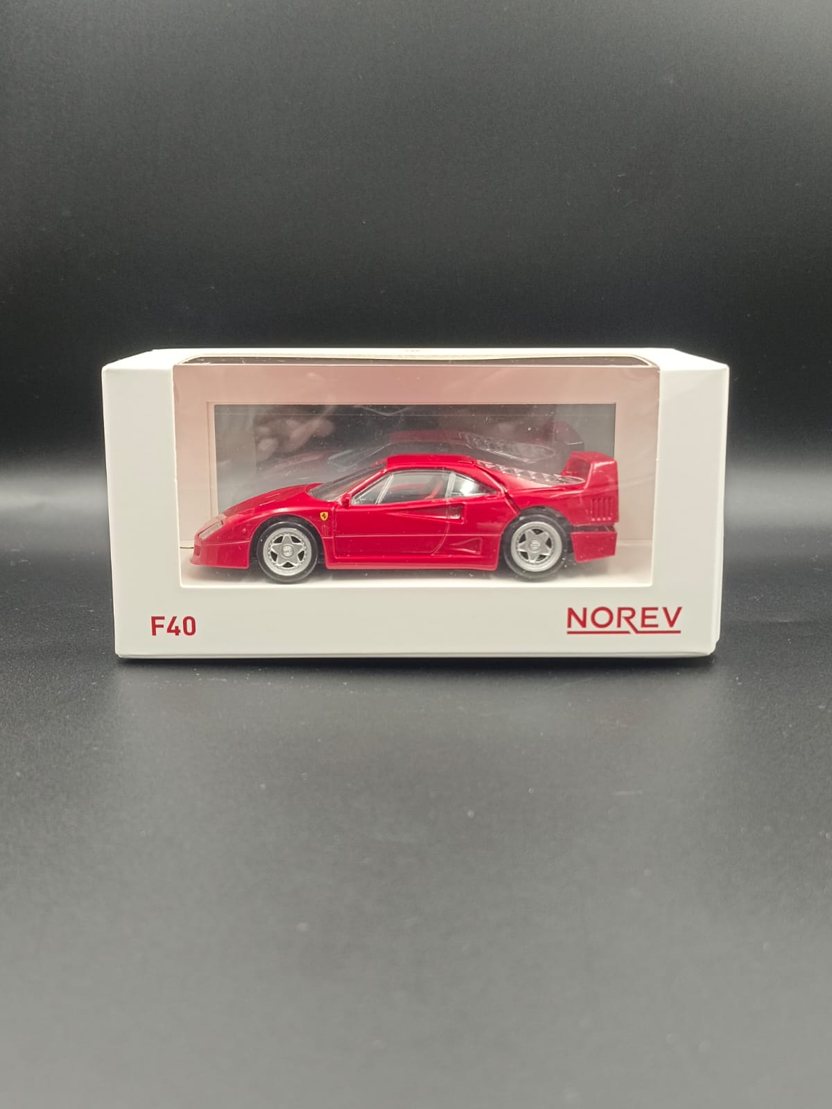 1/43 Norev Ferrari F40 (1987) Diecast Scale Model Car - RedProduct Description