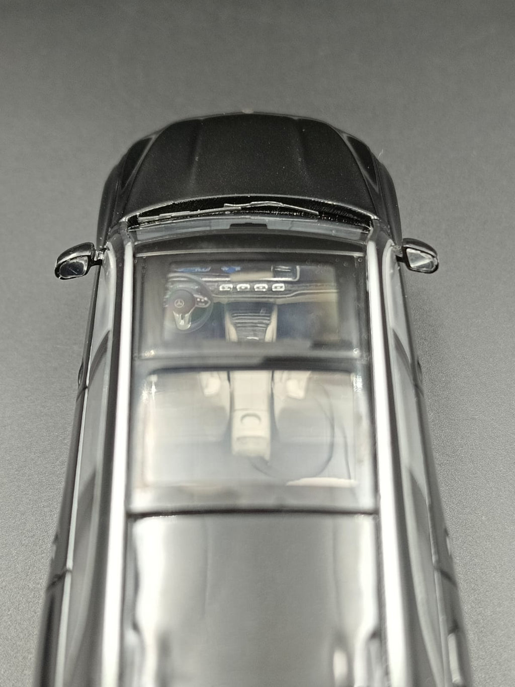 2019 Mercedes-Benz GLS (X167) 1:43 Scale Diecast Model Car (Dealer Edition)