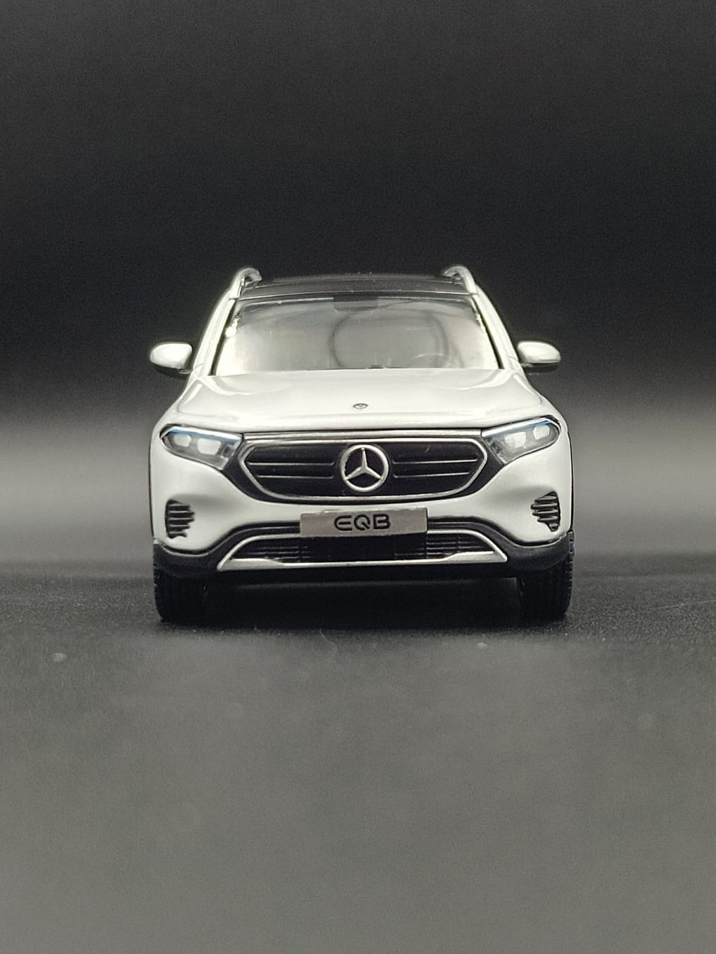 Mercedes-Benz EQB Official Dealer Edition 1:43 Scale Diecast Model Car - White