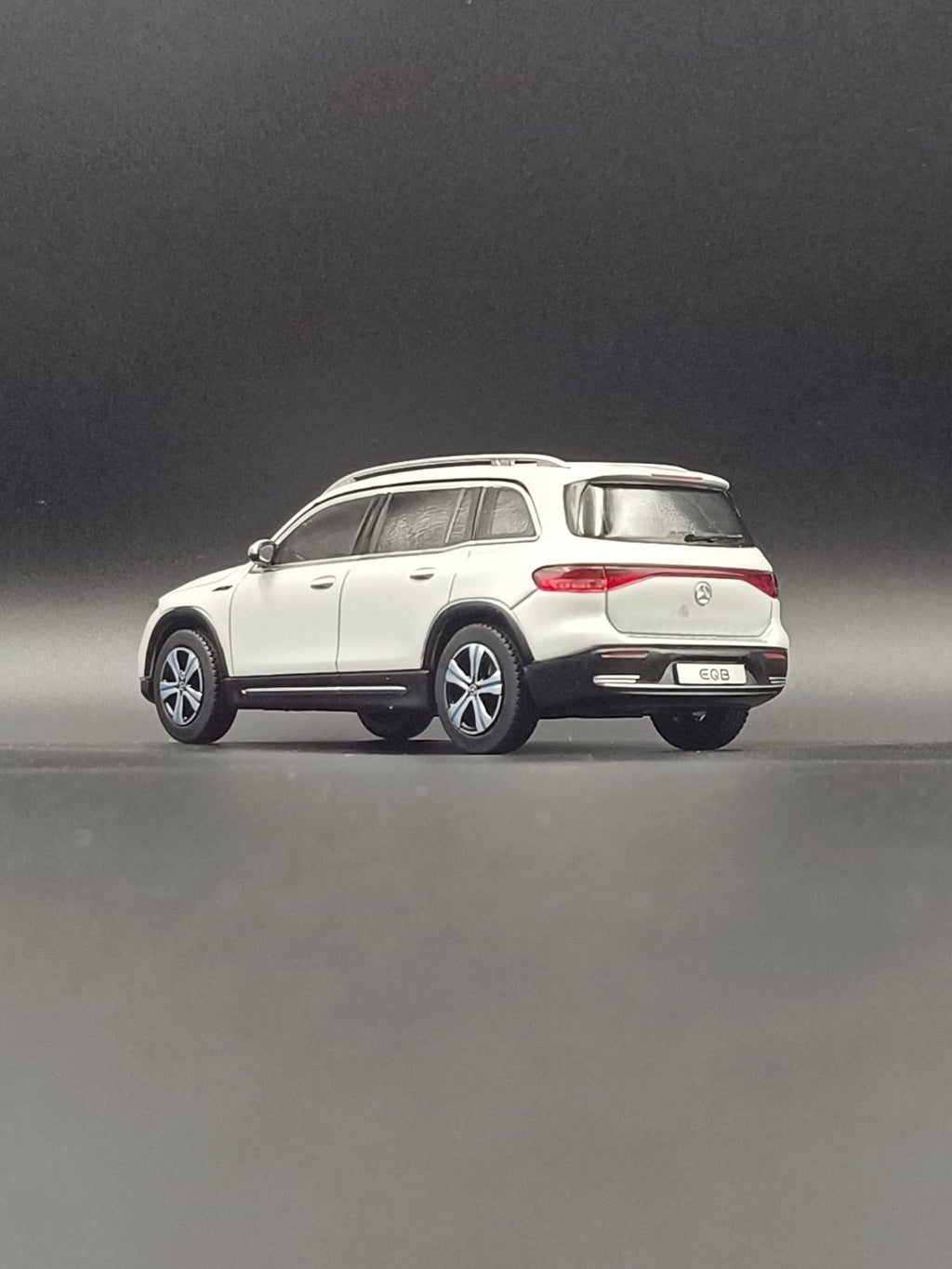 Mercedes-Benz EQB Official Dealer Edition 1:43 Scale Diecast Model Car - White