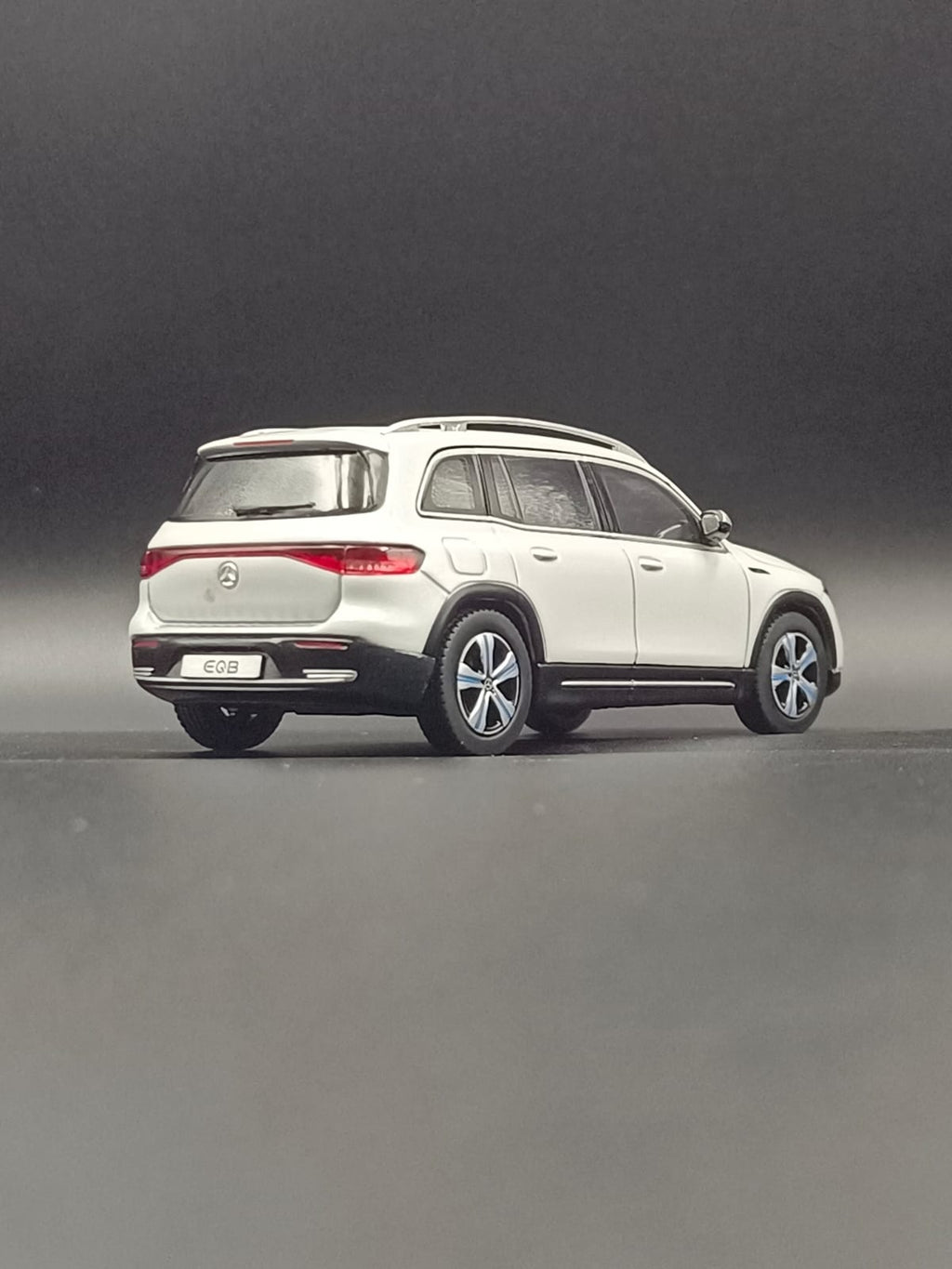 Mercedes-Benz EQB Official Dealer Edition 1:43 Scale Diecast Model Car - White