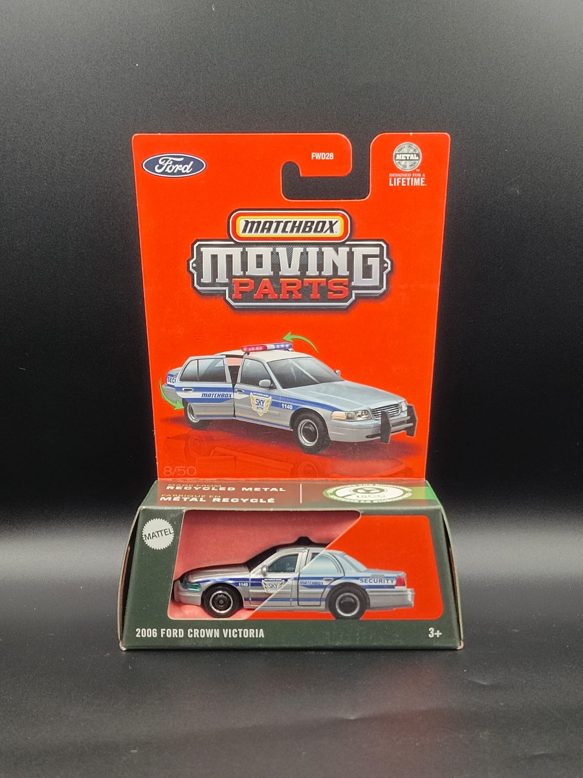 Matchbox Moving Parts 2006 Ford Crown Victoria Sky Security Vehicle (1:64 Scale)