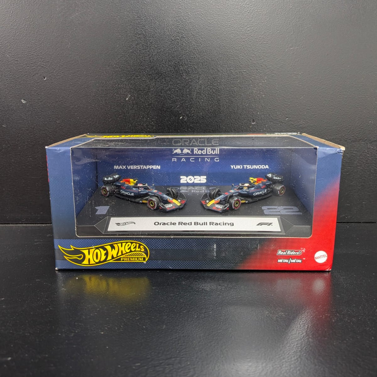 Hot Wheels Premium Formula 1 2025 Oracle Red Bull Racing 2-Pack (Max Verstappen #1 & Yuki Tsunoda #22)